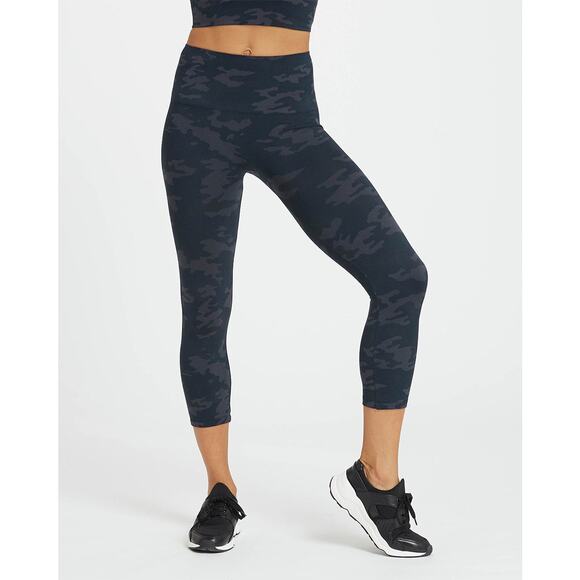 Spanx See Me Now Camo Seamless Cropped Leggings Size Small - Picture 1 of 10